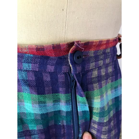 SIZE M 1980s High Waisted Plaid Shorts - Rainbow, Preppy, Bermuda - Picture 4 of 8